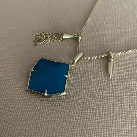 Kendra Scott Arlet Necklace in Blue Agate - Picture 5 of 14